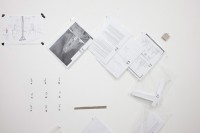 https://salonuldeproiecte.ro/files/gimgs/th-45_41_ Cristina David în colaborare cu Brynjar Bandlien - Pătrat, 2012 - Instalație - structură de lemn, video, desen, text, sunet.jpg
